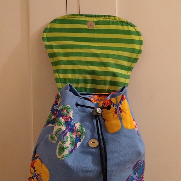 NWT Flip Flop Nation blue print backpack - Picture 2 of 6